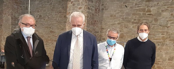 Da sinistra il direttore Ausl Morello il presidente Giani il direttore centrale Milicia e il direttore Prevenzione Berti