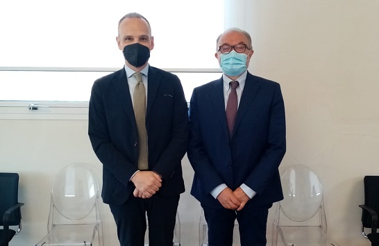 Nella foto ci sono il Presidente Zogheri e il direttore generale Morello Marchese